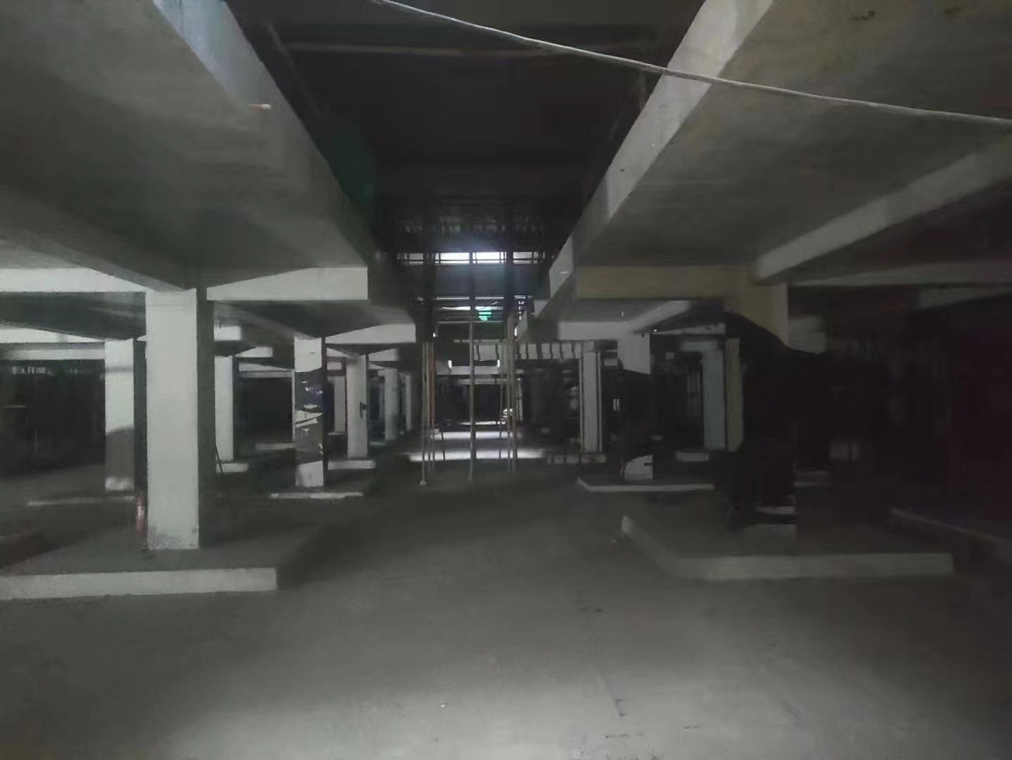 青岛山东又一个上海博普LOFT车库拔地而起